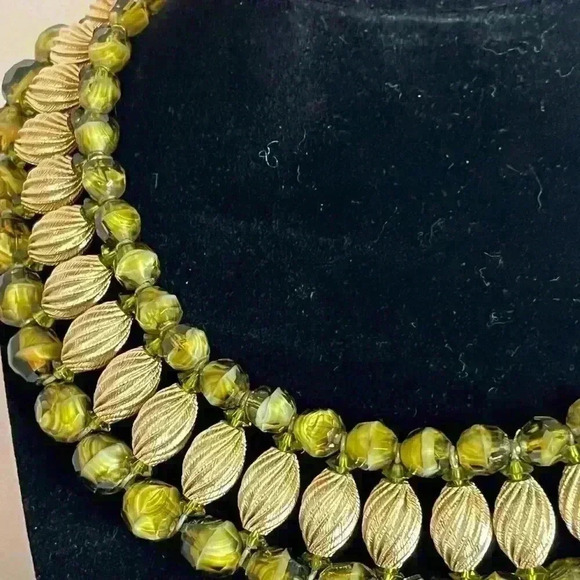Vintage …Eugene …Olivine Glass  …necklace, earrings, bracelet Parure - Picture 7 of 16